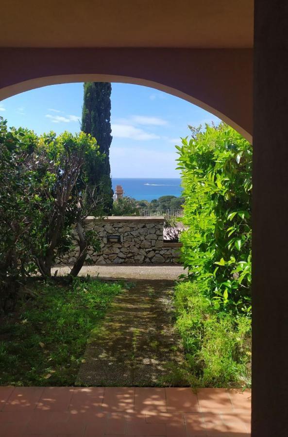 Nisportino, Elba. Bilocale Con Patio Vista Mare. Villa Casa Castagno Exterior photo